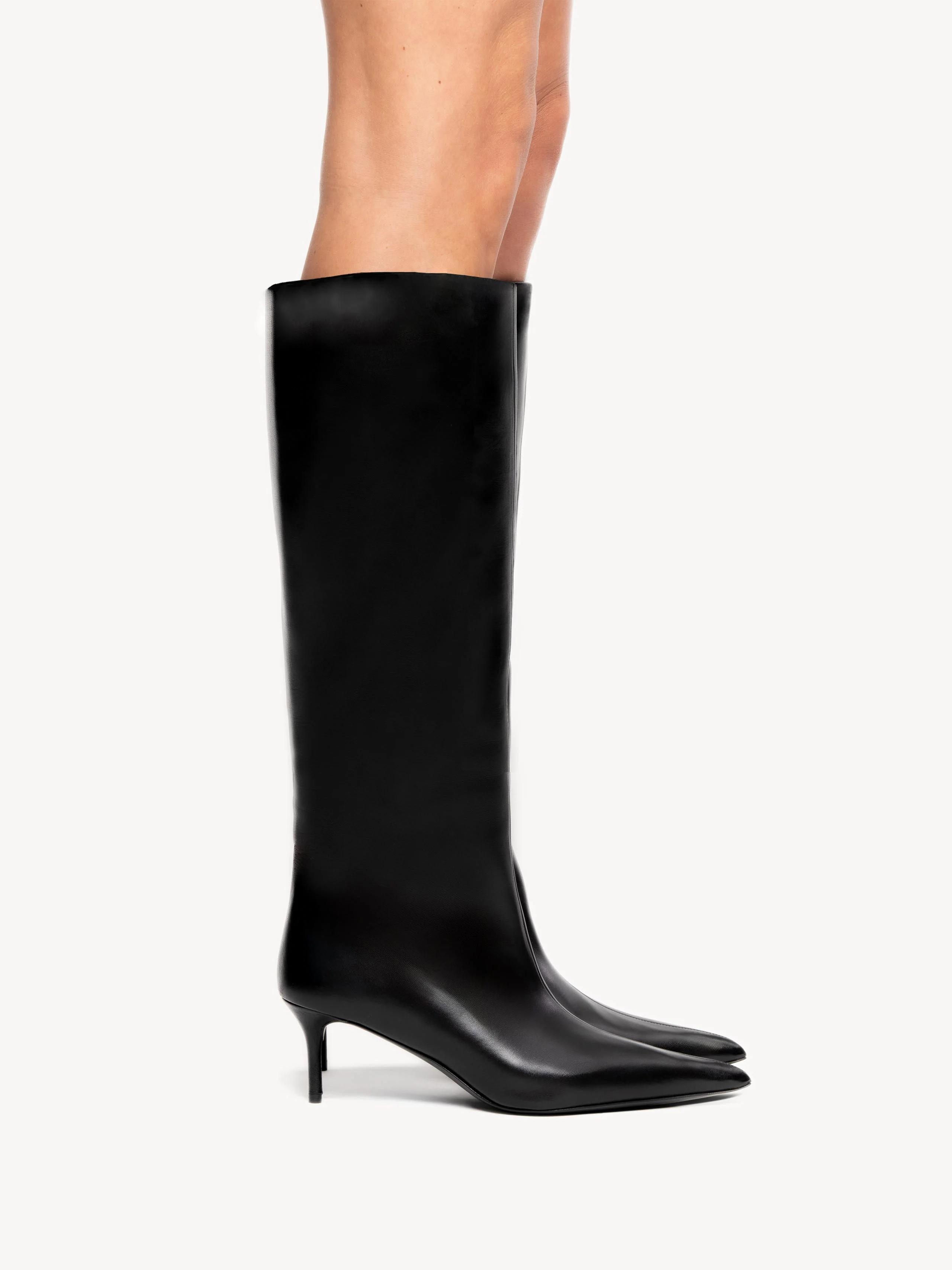 Odette Knee - Image 12